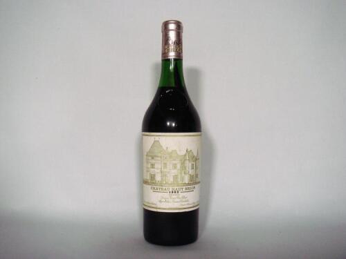 (1) 1982 Chateau Haut Brion, Pessac Leognan