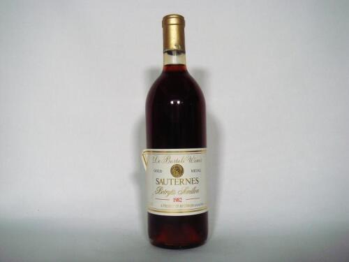 (1) 1982 de Bortoli Sauternes (Noble One), Riverina NSW