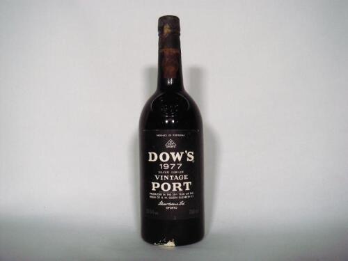(1) 1977 Dow's Vintage Port