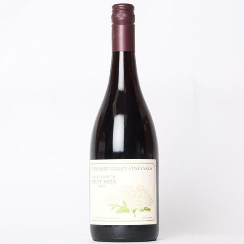 (1) 2015 Pyramid Valley Vineyards Angel Flower Pinot Noir, Waikari