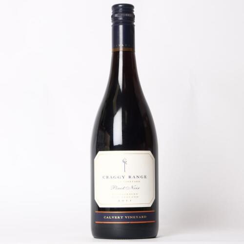(1) 2011 Craggy Range Calvert Pinot Noir, Bannockburn