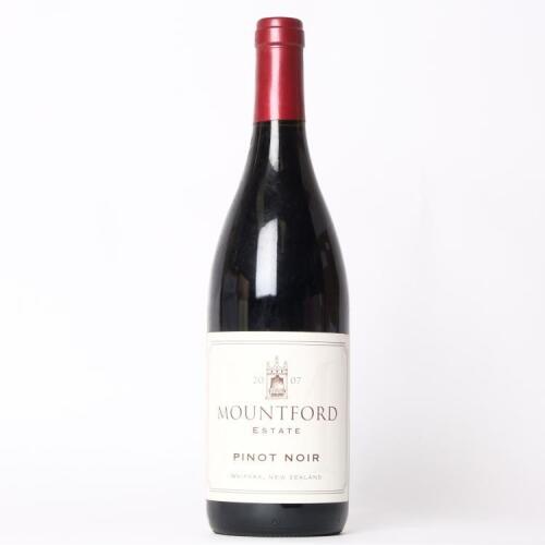 (1) 2007 Mountford Estate Pinot Noir, Waipara