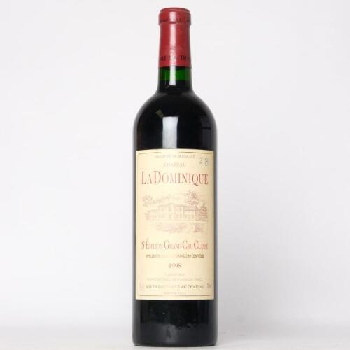 (1) 1998 Chateau La Dominique, St Emilion
