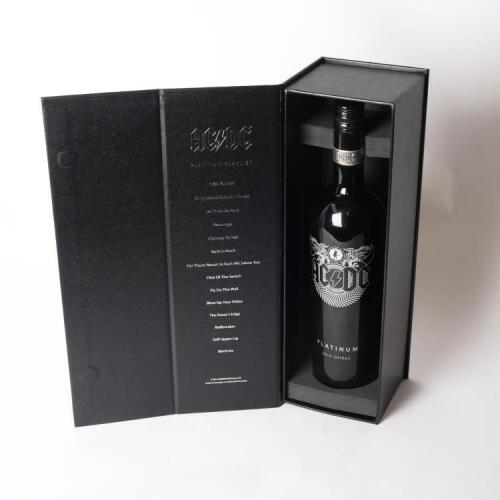 (1) 2010 Warburn Estate AC/DC Platinum Shiraz, Barossa SA