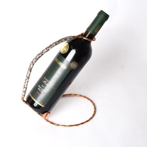 (1) Bottle Pourer