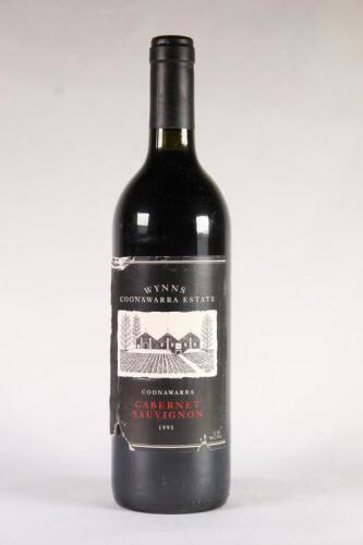 (1) 1995 Wynns Cabernet Sauvignon, Coonawarra SA