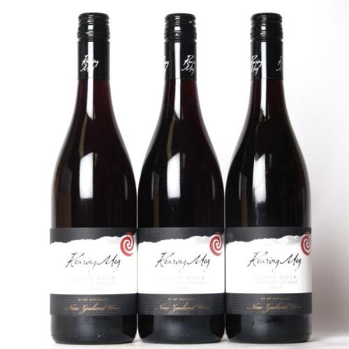 (3) 2023 Roaring Meg Pinot Noir, Central Otago