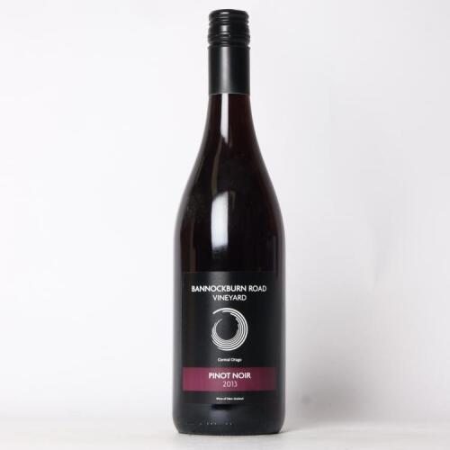 (1) 2013 Bannockburn Road Pinot Noir, Bannockburn