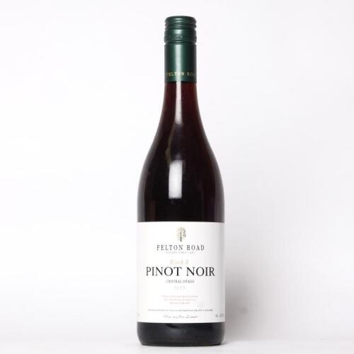 (1) 2015 Felton Road Block 3 Pinot Noir, Bannockburn