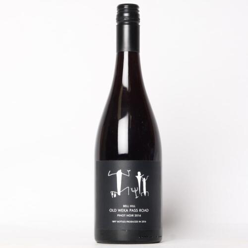 (1) 2016 Bell Hill Old Weka Pass Pinot Noir, Waikari