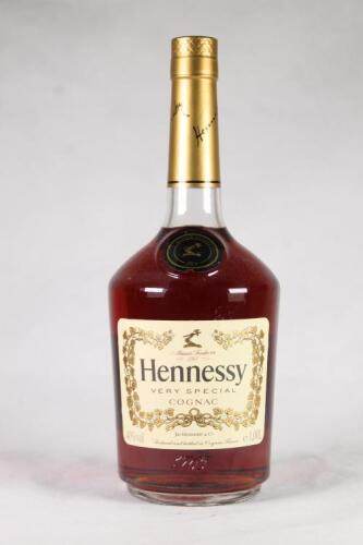 (1) Hennessy VS Cognac 1000ml 40% abv