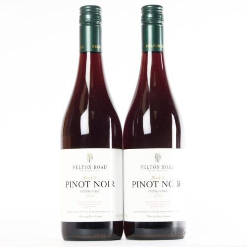 (2) 2022 Felton Road Block 5 Pinot Noir, Bannockburn