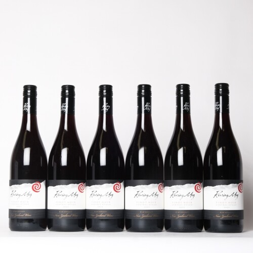 (6) 2023 Roaring Meg Pinot Noir, Central Otago