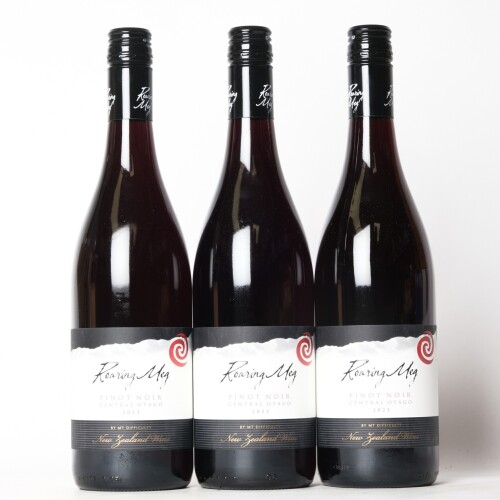 (3) 2023 Roaring Meg Pinot Noir, Central Otago