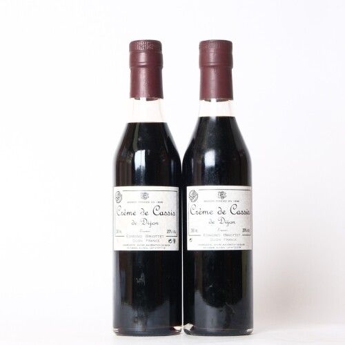 (2) Edmond Briottet Cr&egrave;me de Cassis de Dijon Liqueur 350ml, France
