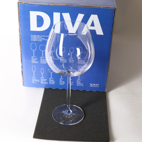 (6) Schott Zweisel DIVA Burgundy 840ml 8015/140