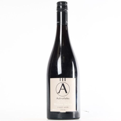 (1) 2015 Astrolabe Pinot Noir, Marlborough