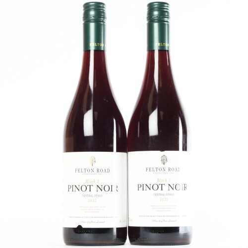 (2) 2022 Felton Road Block 3 Pinot Noir, Bannockburn