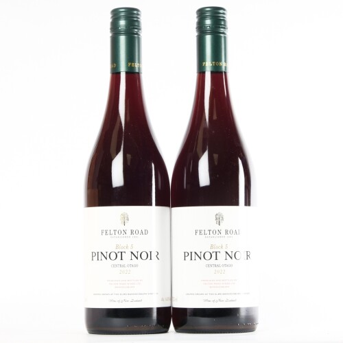 (2) 2022 Felton Road Block 5 Pinot Noir, Bannockburn