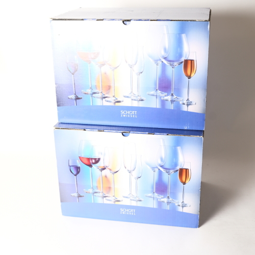 (12) Schott Zweisel DIVA Burgundy 840ml 8015/140