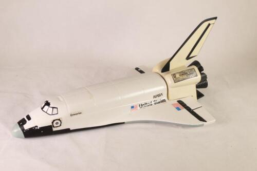 (1) Jim Beam Ceramic Decanter Space Shuttle Kentucky Straight Bourbon Whiskey 100 months old,750ml, 80 proof