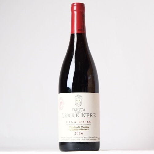 (1) 2016 Tenuta delle Terre Nere 'Feudo di Mezzo' Etna Rosso, Sicily