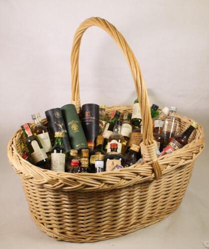Miniatures of Spirits & Liqueurs in one lot
