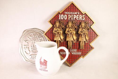 Jug, display, plaque in one lot