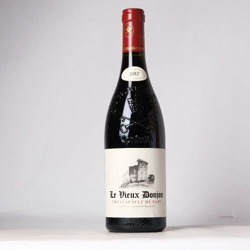 (1) 2017 Le Vieux Donjon Chateauneuf-du-Pape