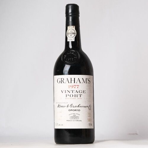 (1) 1977 W & J Graham's Vintage Port, Oporto