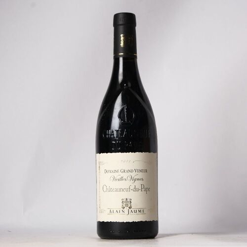 (1) 2017 Alain Jaume Domaine Grand Veneur Vieilles Vignes Chateauneuf du Pape