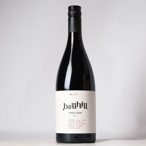 (1) 2011 Bell Hill Pinot Noir, Waikari