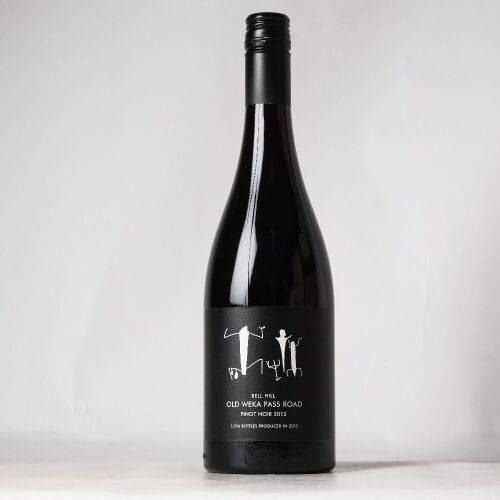 (1) 2013 Bell Hill Old Weka Pass Pinot Noir, Waikari