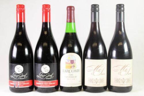 Five bottles of New Zealand Pinot Noir in one lot