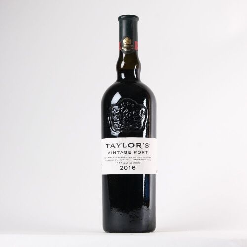 (1) 2016 Taylor's Vintage Port, Oporto