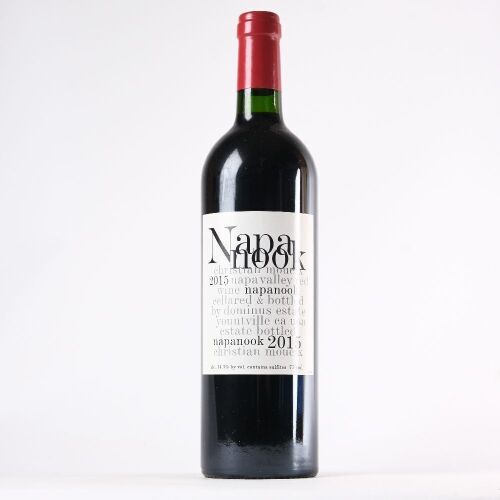 (1) 2015 Dominus Estate Napanook, Napa USA