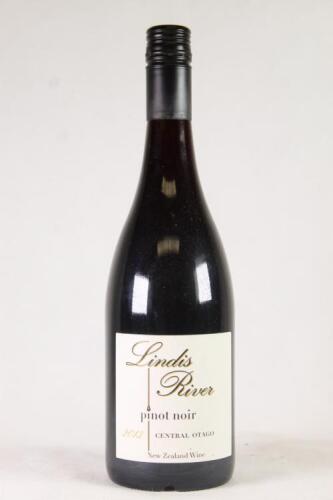 (1) 2013 Lindis River Pinot Noir, Central Otago*