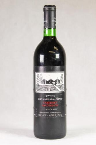 (1) 1990 Wynns Black Label Cabernet Sauvignon, Coonawarra SA
