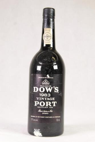 (1) 1983 Dows Vintage, Oporto