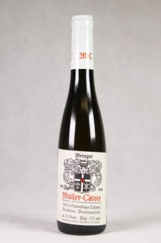 (1) 2001 Muller-Catoir Gimmeldinger Schlossel Rieslaner Beerenauslese 375ml, Pfalz