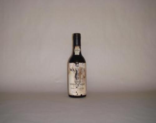 (1) 1985 Warres Vintage Port 375ml, Oporto