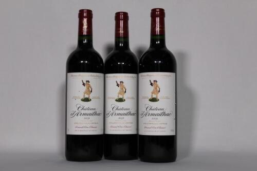 (3) 2009 Chateau d'Armailhac, Pauillac