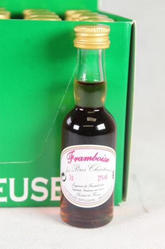 Twenty-four bottles of des Peres Chartreux Framboise 30ml 21% abv in one lot