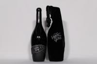 (2) 2007 Molly Dooker The Velvet Glove Shiraz, McLaren Vale SA