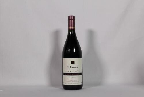 (1) 2000 Te Kairanga Pinot Noir, Martinborough