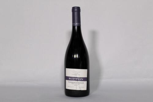 (1) 2013 Rippon Tinkers Field Mature Vine Pinot Noir, Wanaka