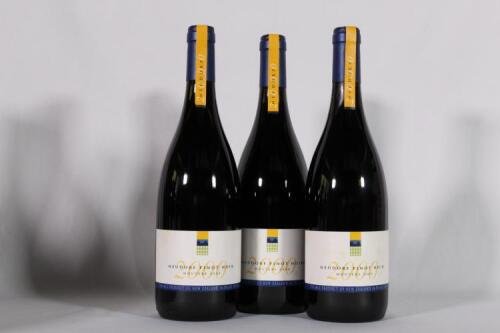 (3) 2000 Neudorf Pinot Noir, Nelson