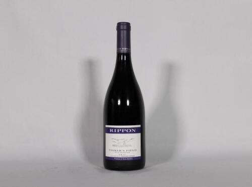 (1) 2011 Rippon Tinkers Field Mature Vine Pinot Noir, Wanaka