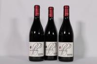 (3) 2001 Mt Difficulty Pinot Noir, Central Otago