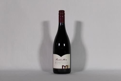 (1) 2008 Mondillo Pinot Noir, Central Otago